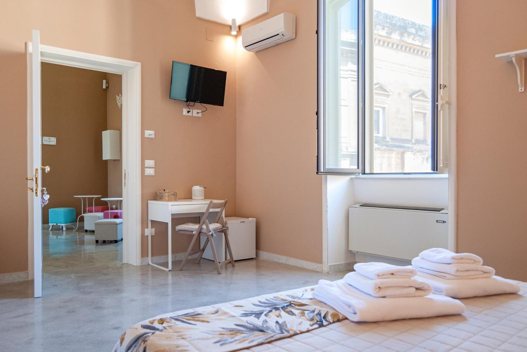 La Pigna Bianca Suites レッチェ エクステリア 写真